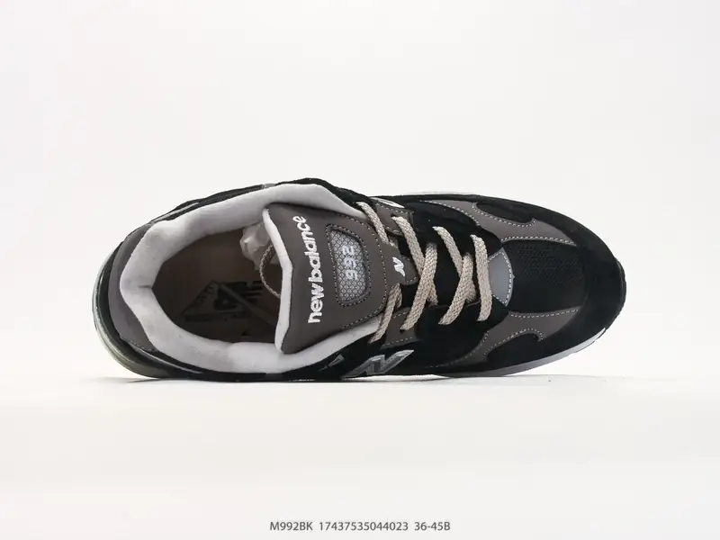 New Balance Sportschuhe Retro Atmungsaktiv Gedämpft M992BK #17437535044023